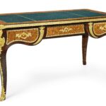 Exquisiter-franzosischer-Schreibtisch
