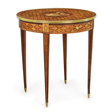 Runder französischer Salontisch