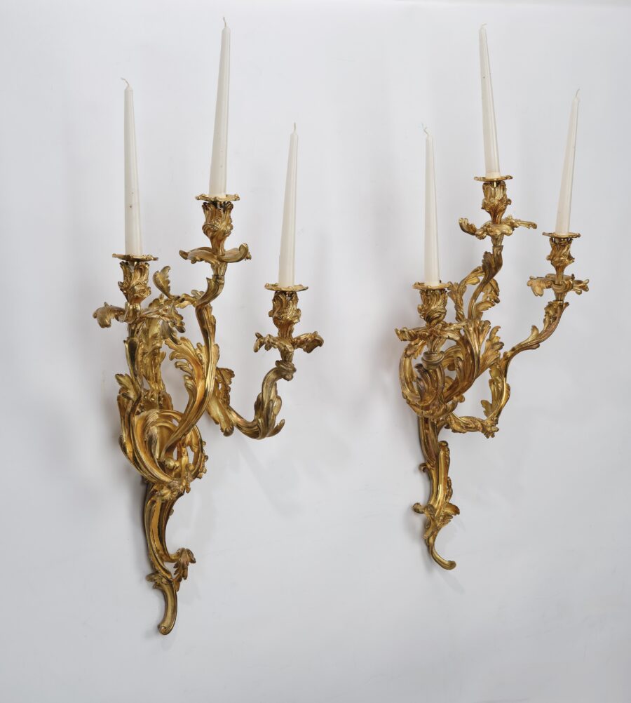 A Pair of Large Appliques - Image 2